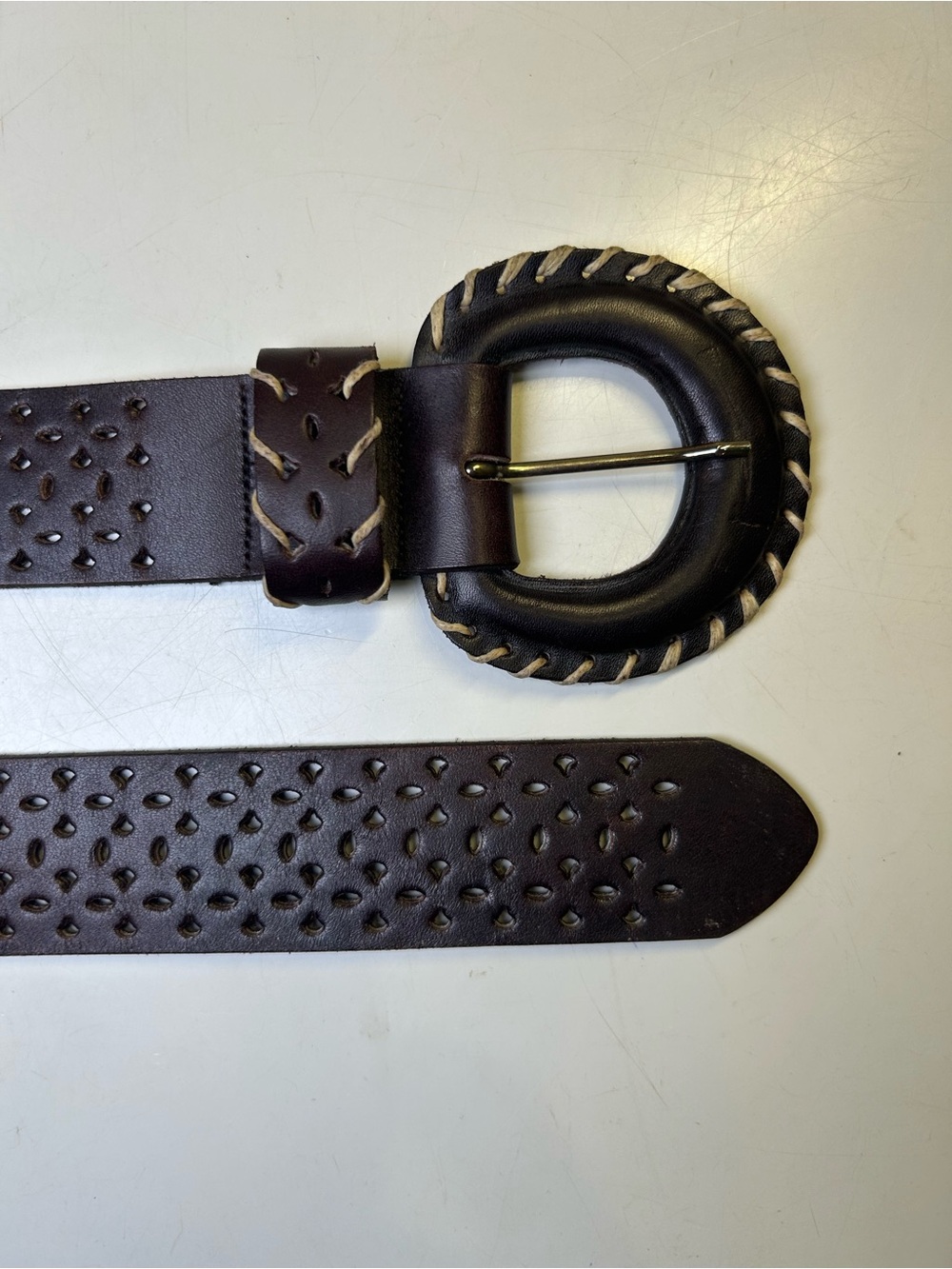 Brown Perforated Leather Belt Wrapped Buckle Whipstitch Detail One Size/L - Picture 7 of 12